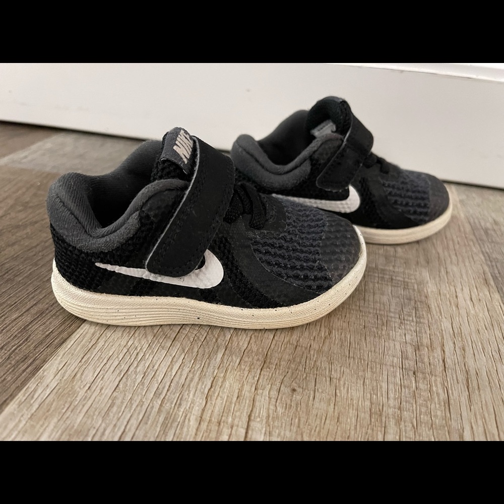 Nike Toddler Shoes - 5c